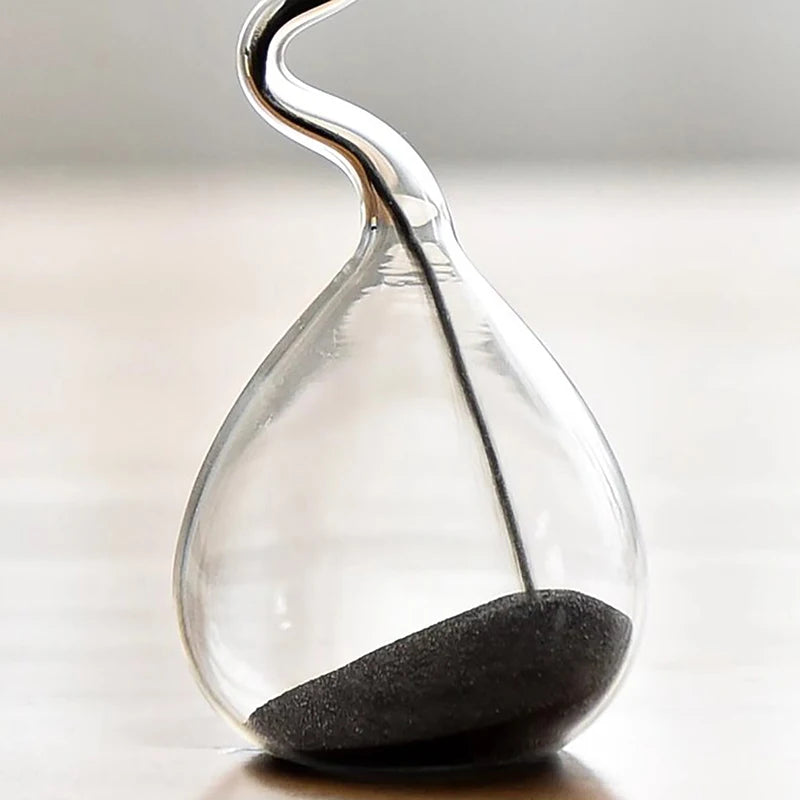 Curve Design Black Hourglass