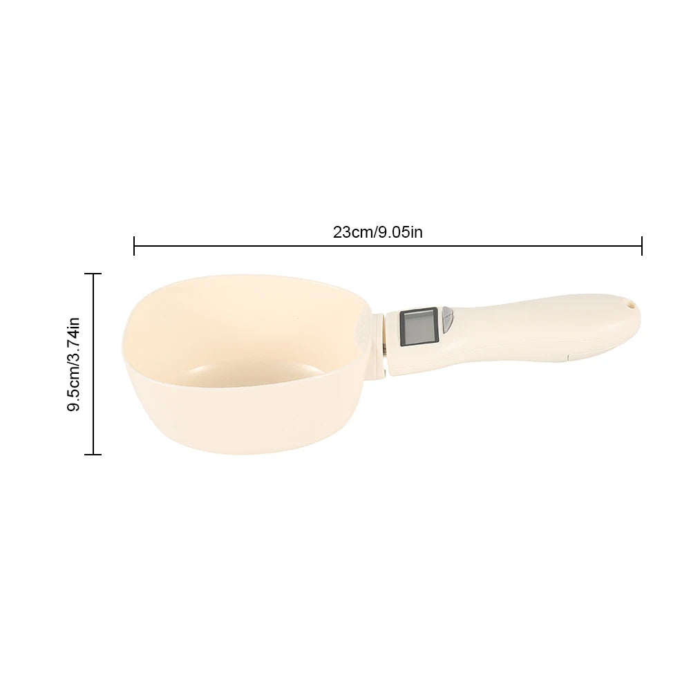 Electronic pet food measuring scoop