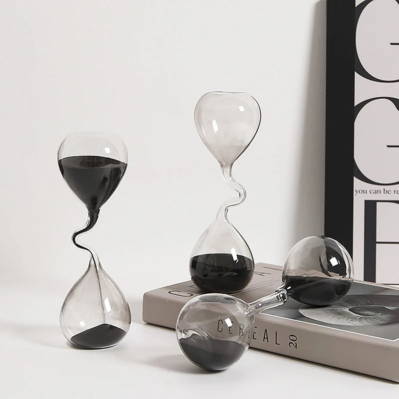 Curve Design Black Hourglass